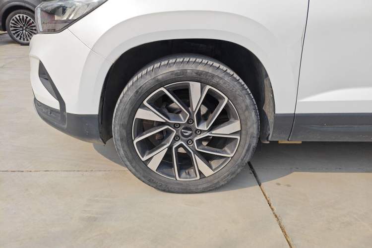 Used Jetta VS5 2019 280TSI Automatic Glory Edition Exterior 4