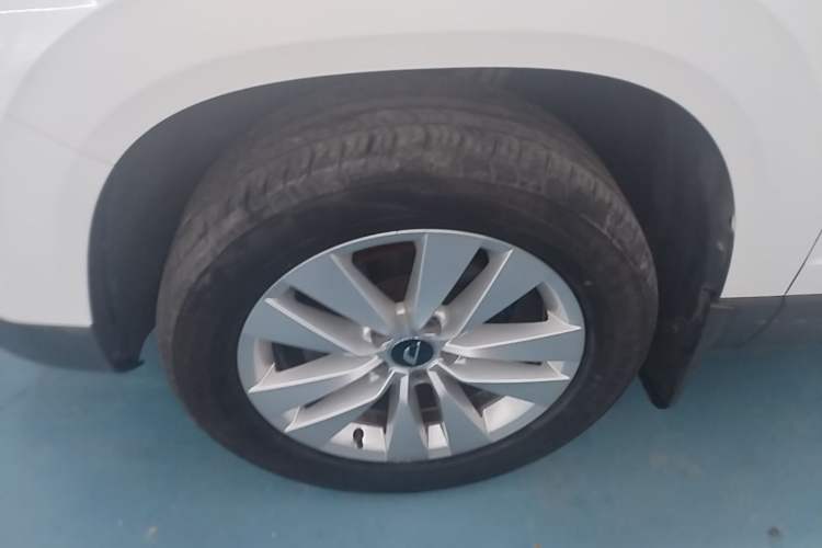 Used Jetta VS5 2019 280TSI Automatic Trend Model Exterior 4