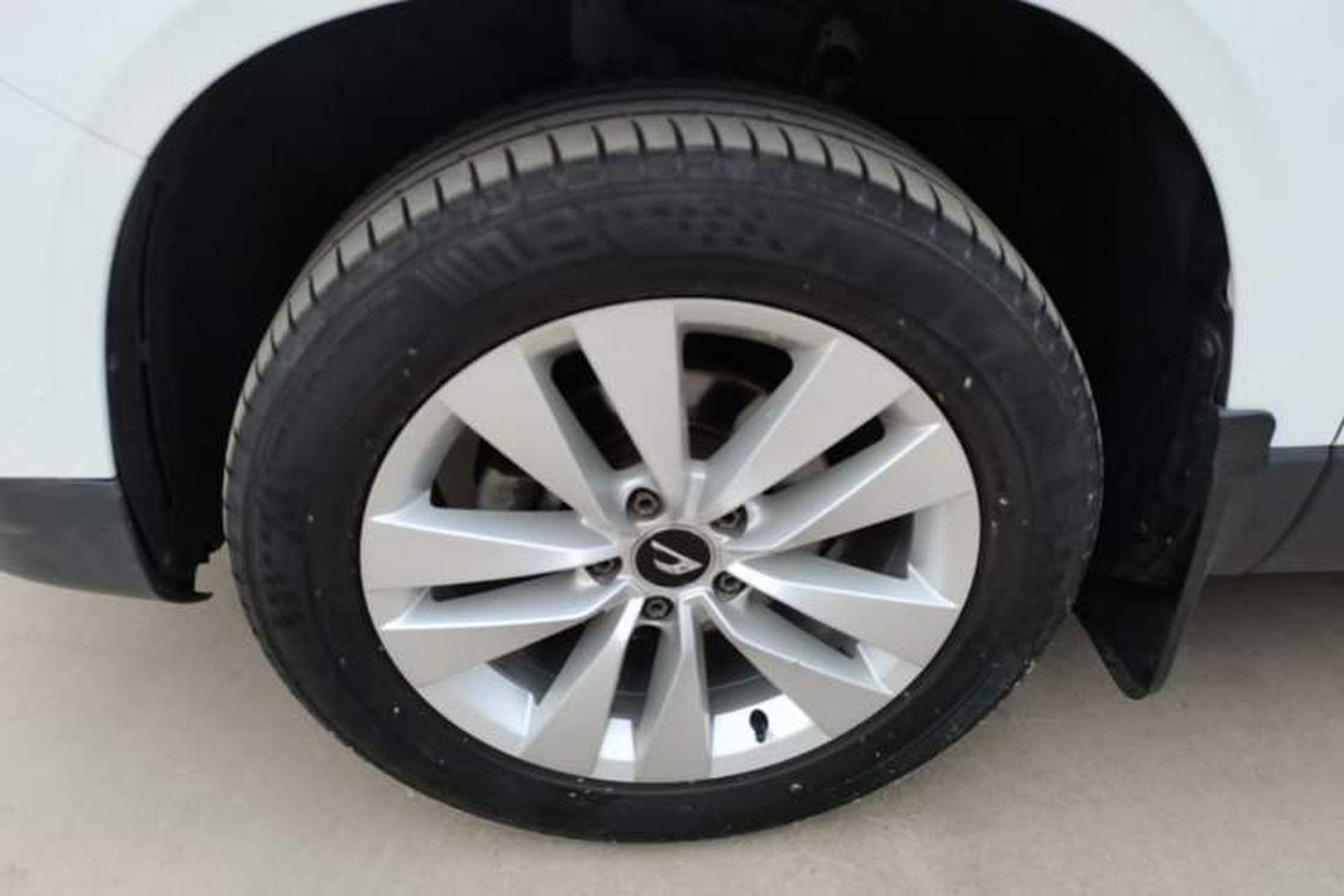 Used Jetta VS5 2019 280TSI Automatic Trend Model Exterior 4