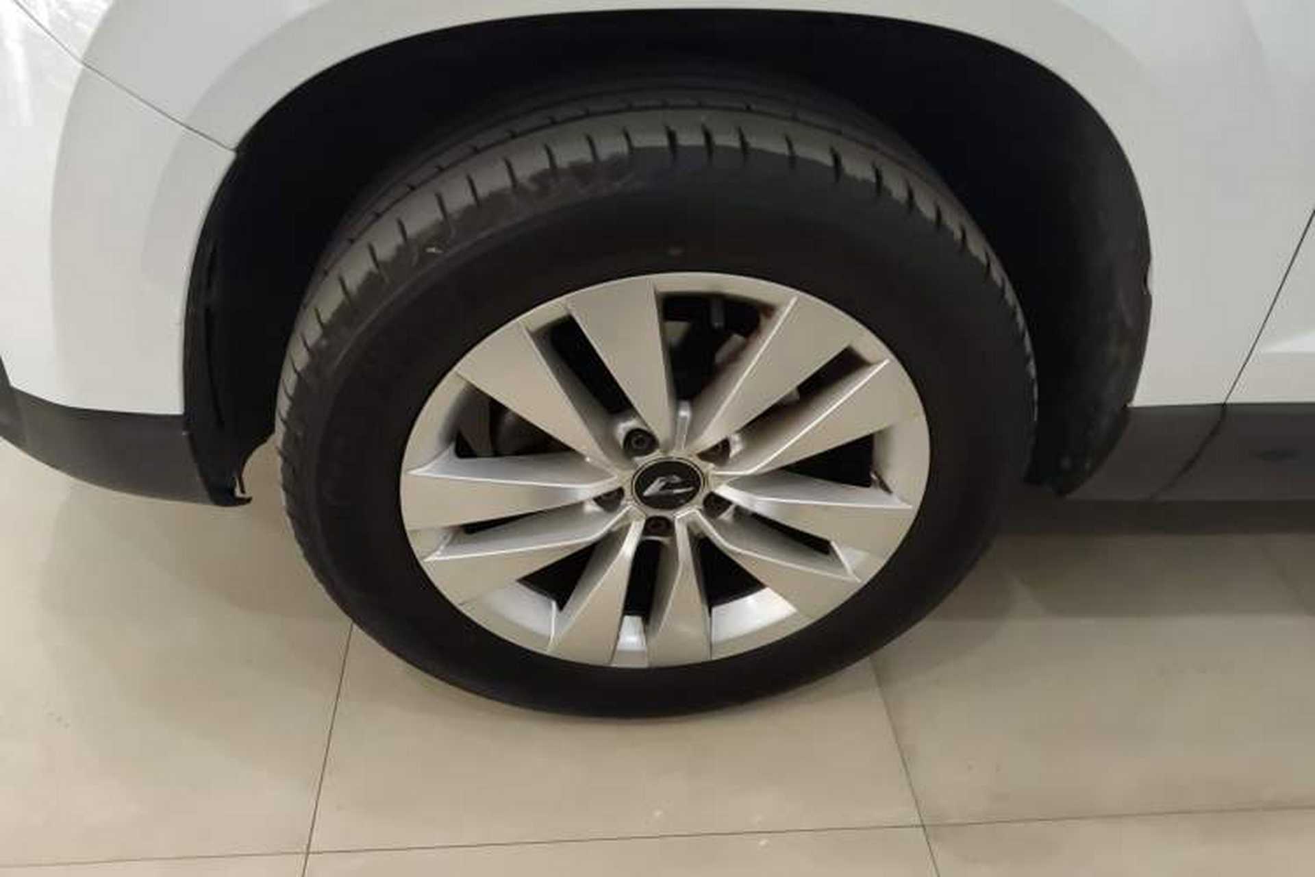 Used Jetta VS5 2019 280TSI Automatic Trend Model Exterior 4