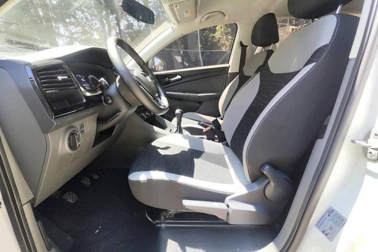 Used Jetta VS5 2019 280TSI Manual Entry-Level Model Exterior 7