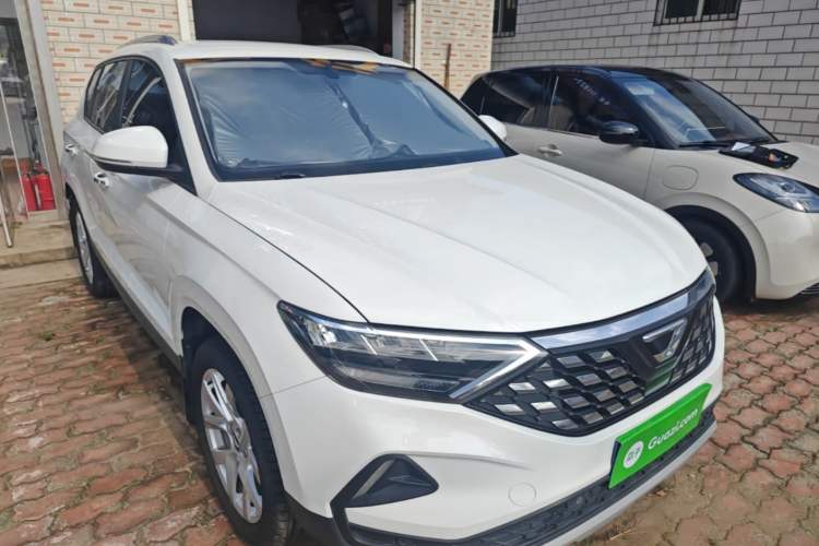 Used Jetta VS5 2019 280TSI Manual Enjoyment Model Front Right 45 Deg