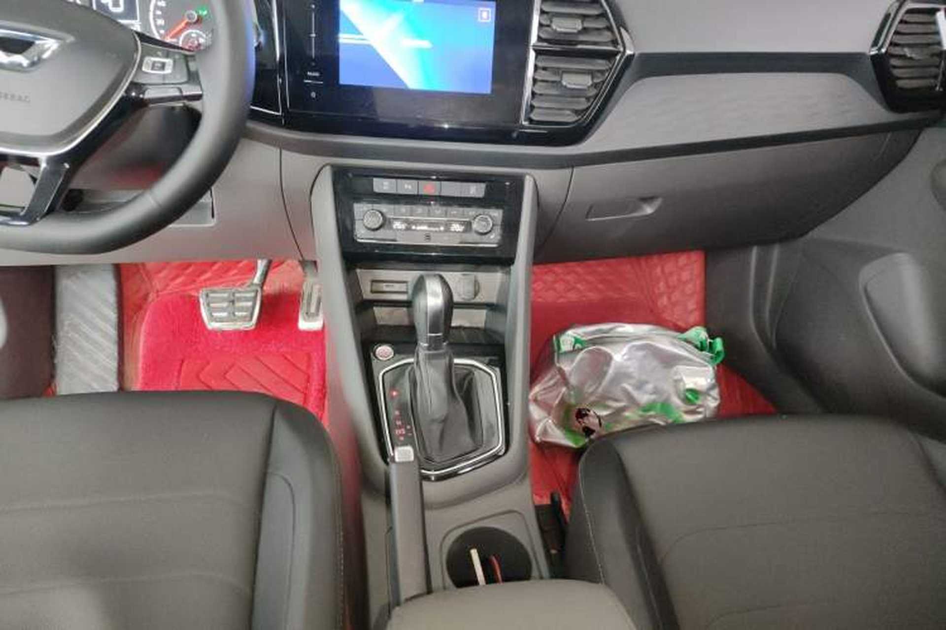Used Jetta VS5 2019 280TSI Automatic Glory Edition Gear Lever