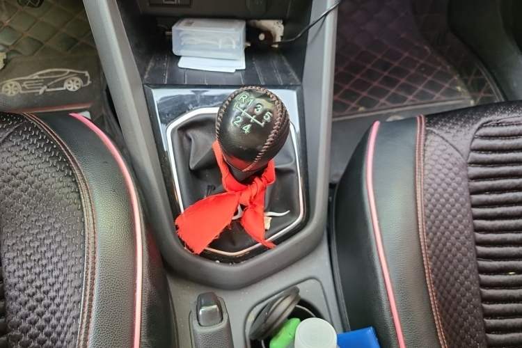 Used Jetta VS5 2019 280TSI Manual Entry-Level Model Gear Lever