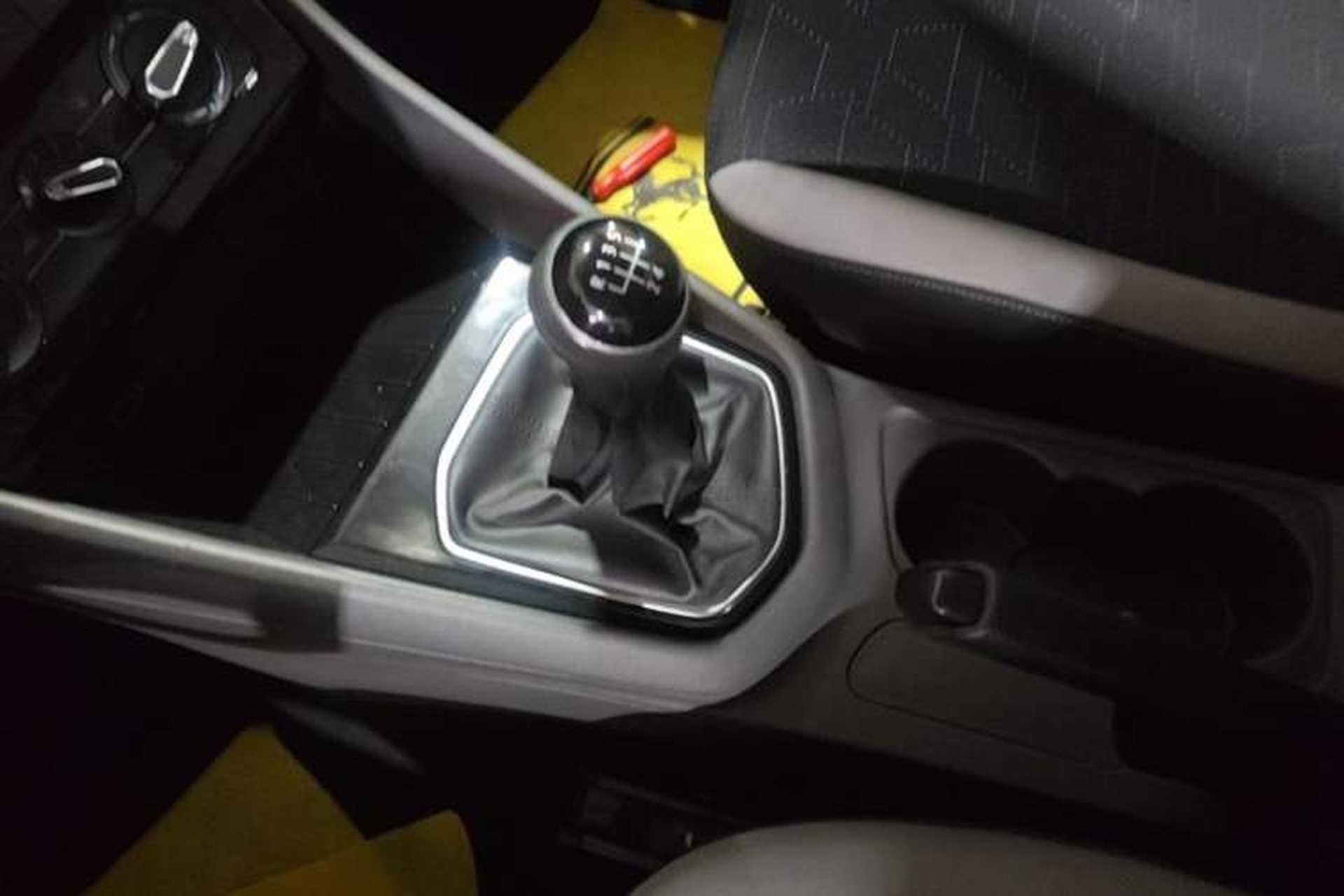 Used Jetta VS5 2019 280TSI Manual Entry-Level Model Gear Lever