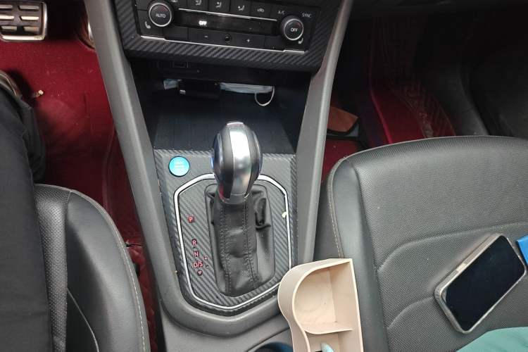 Used Jetta VS5 2019 280TSI Automatic Glory Edition Gear Lever