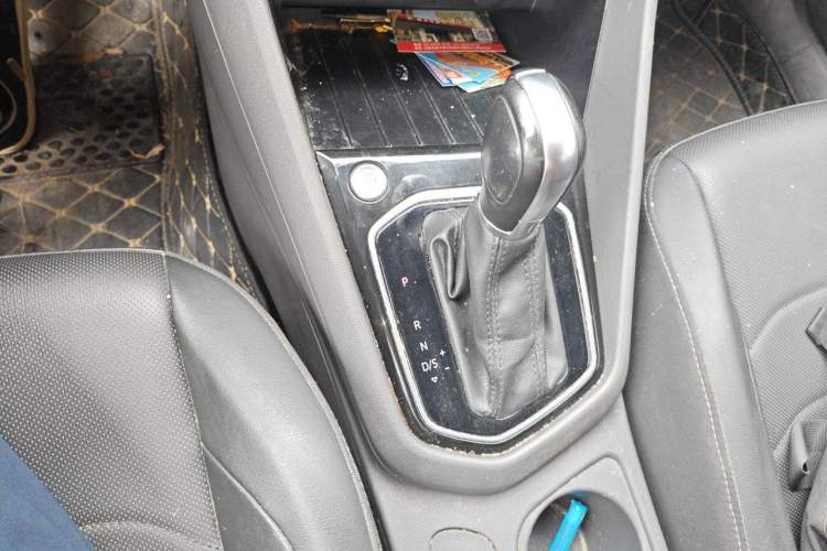Used Jetta VS5 2019 280TSI Automatic Enjoyment Model Gear Lever