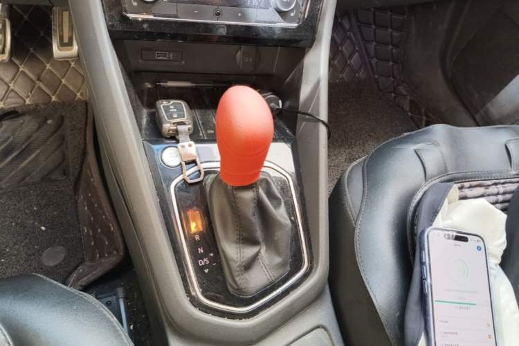 Used Jetta VS5 2019 280TSI Automatic Glory Edition Gear Lever