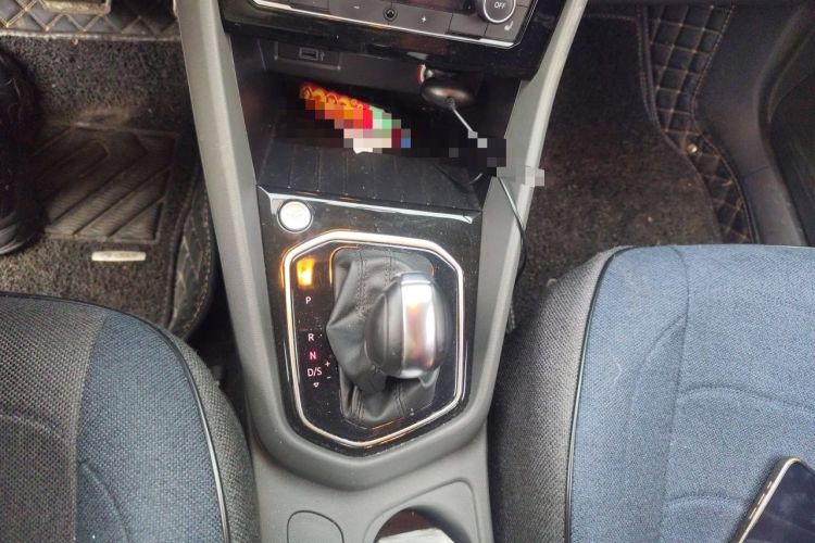 Used Jetta VS5 2019 280TSI Automatic Glory Edition Gear Lever