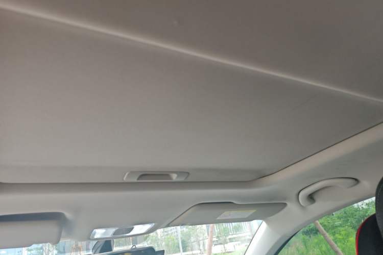 Used Jetta VS5 2019 280TSI Automatic Enjoyment Model Headliner
