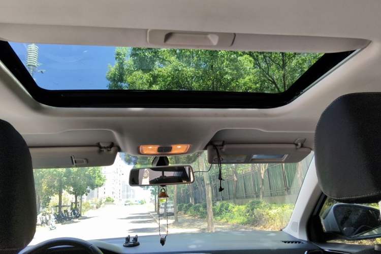 Used Jetta VS5 2019 280TSI Automatic Glory Edition Headliner