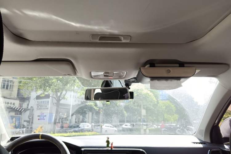 Used Jetta VS5 2019 280TSI Automatic Glory Edition Headliner