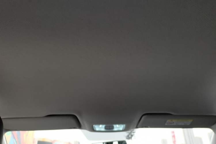 Used Jetta VS5 2019 280TSI Automatic Trend Model Headliner