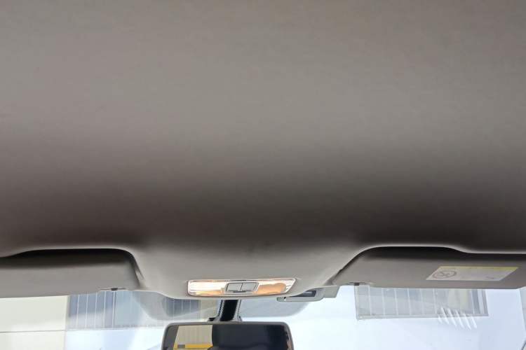 Used Jetta VS5 2019 280TSI Manual Entry-Level Model Headliner