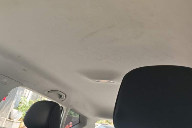 Used Jetta VS5 2019 280TSI Automatic Enjoyment Model Headliner
