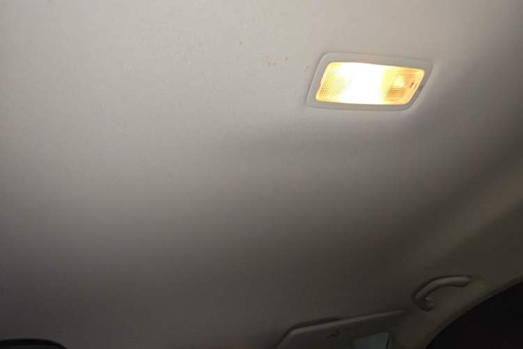 Used Jetta VS5 2019 280TSI Automatic Enjoyment Model Headliner
