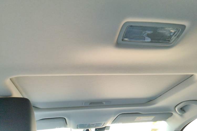 Used Jetta VS5 2019 280TSI Automatic Glory Edition Headliner