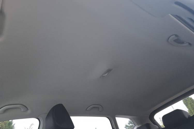 Used Jetta VS5 2019 280TSI Automatic Enjoyment Model Headliner