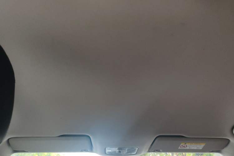 Used Jetta VS5 2019 280TSI Manual Enjoyment Model Headliner