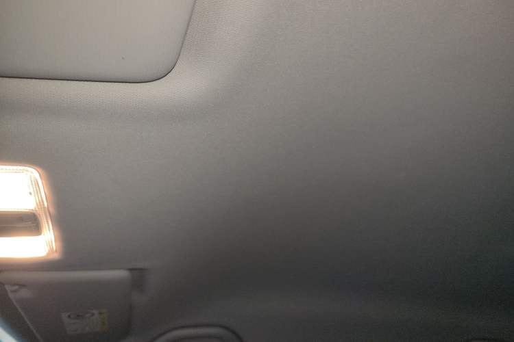 Used Jetta VS5 2019 280TSI Automatic Trend Model Headliner