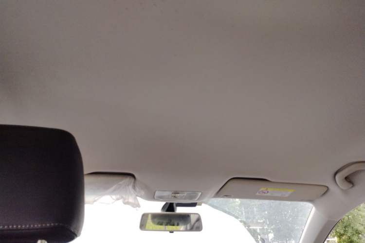 Used Jetta VS5 2019 280TSI Manual Enjoyment Model Headliner