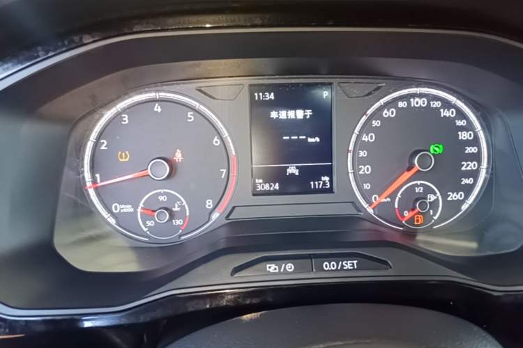 Used Jetta VS5 2019 280TSI Automatic Glory Edition Instrument Cluster