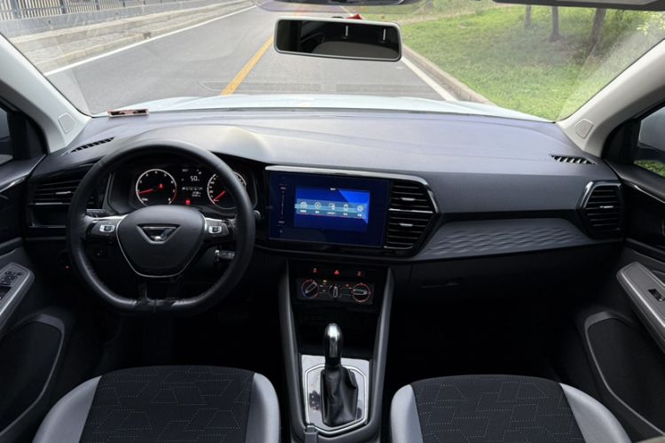 Used Jetta VS5 2019 280TSI Automatic Trend Model Interior 1