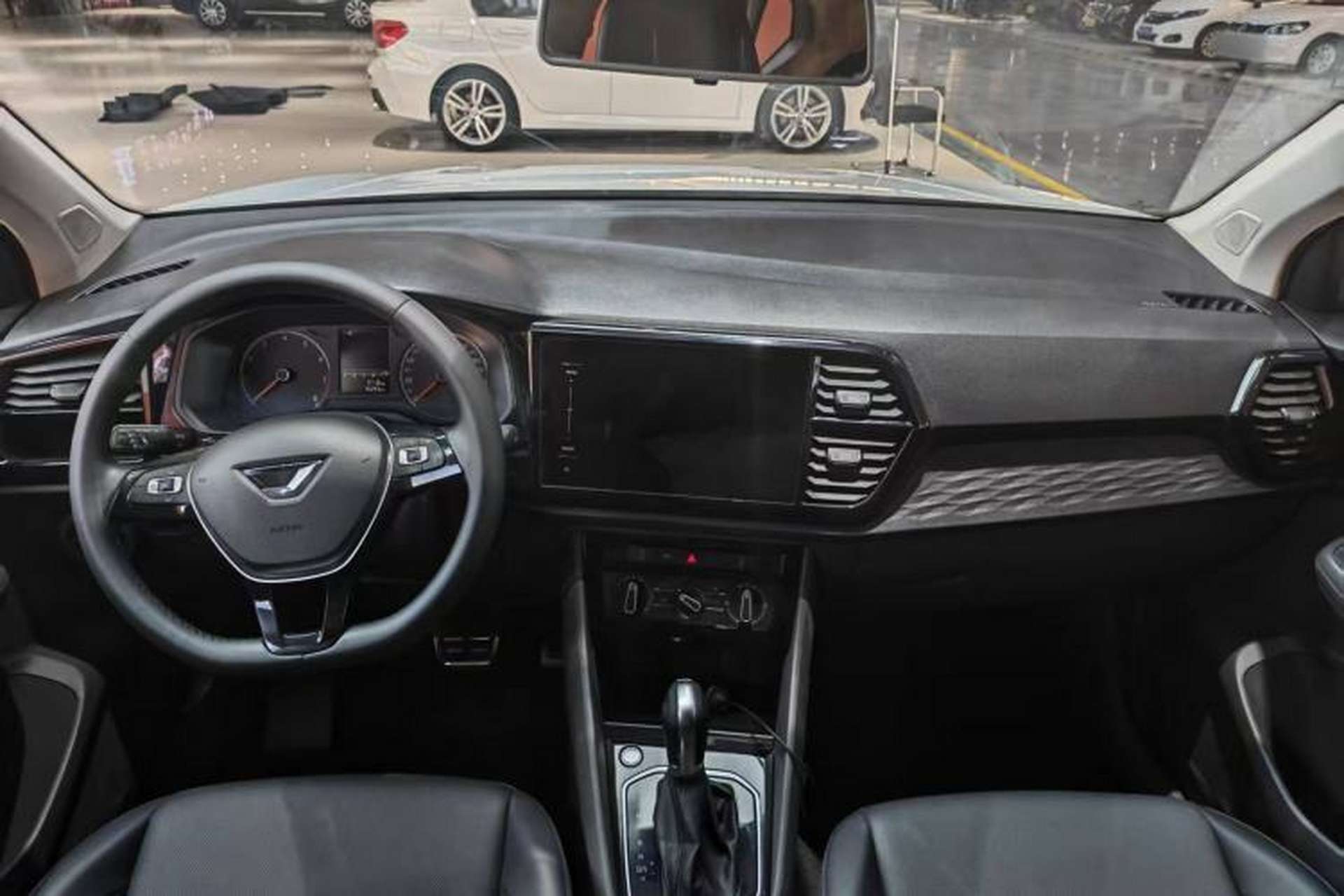 Used Jetta VS5 2019 280TSI Automatic Enjoyment Model Interior 1