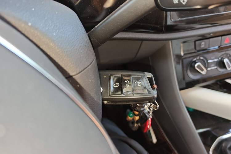 Used Jetta VS5 2019 280TSI Automatic Trend Model Interior 1