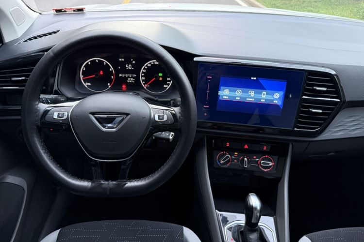 Used Jetta VS5 2019 280TSI Automatic Trend Model Interior 2