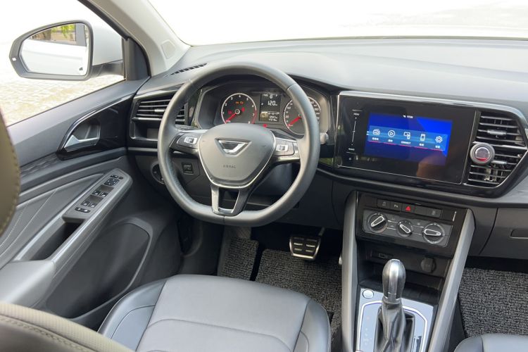 Used Jetta VS5 2019 280TSI Automatic Enjoyment Model Interior 2