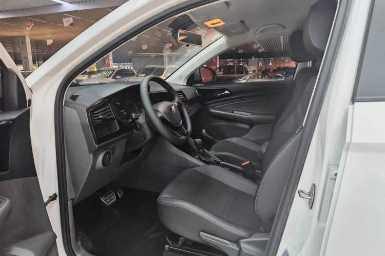 Used Jetta VS5 2019 280TSI Automatic Enjoyment Model Interior 3