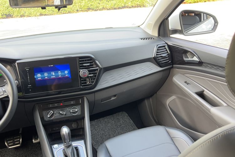 Used Jetta VS5 2019 280TSI Automatic Enjoyment Model Interior 3