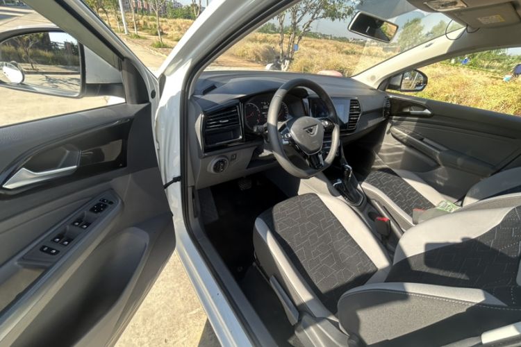 Used Jetta VS5 2019 280TSI Automatic Trend Model Interior 4