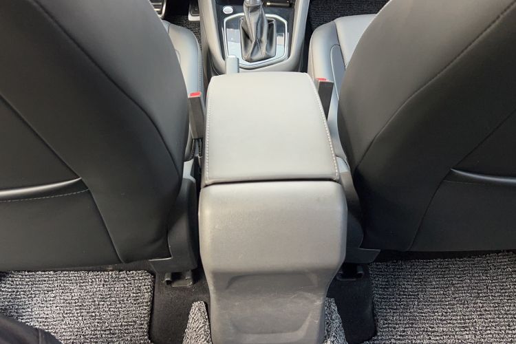 Used Jetta VS5 2019 280TSI Automatic Enjoyment Model Interior 6