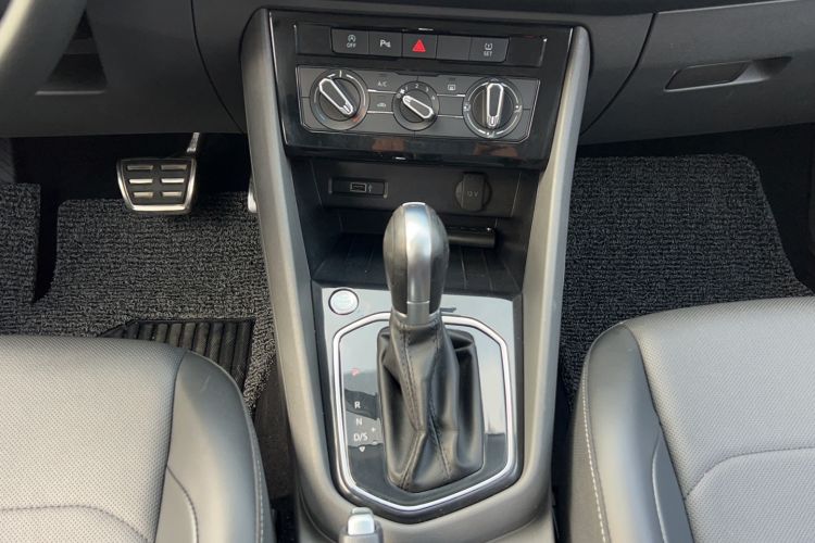 Used Jetta VS5 2019 280TSI Automatic Enjoyment Model Interior 9