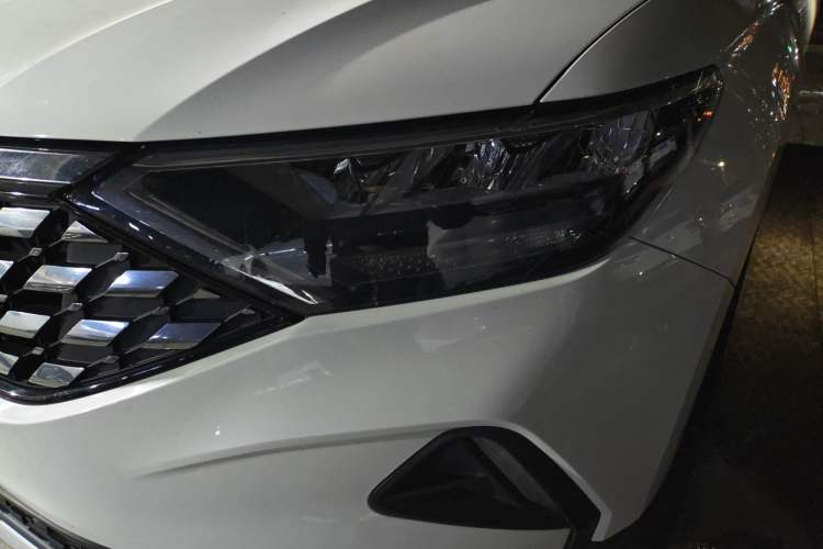 Used Jetta VS5 2019 280TSI Automatic Glory Edition Left Front Headlight