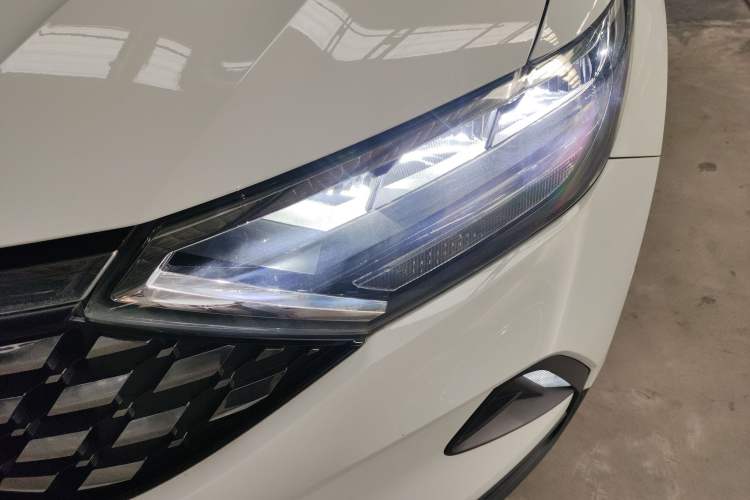 Used Jetta VS5 2019 280TSI Automatic Trend Model Left Front Headlight