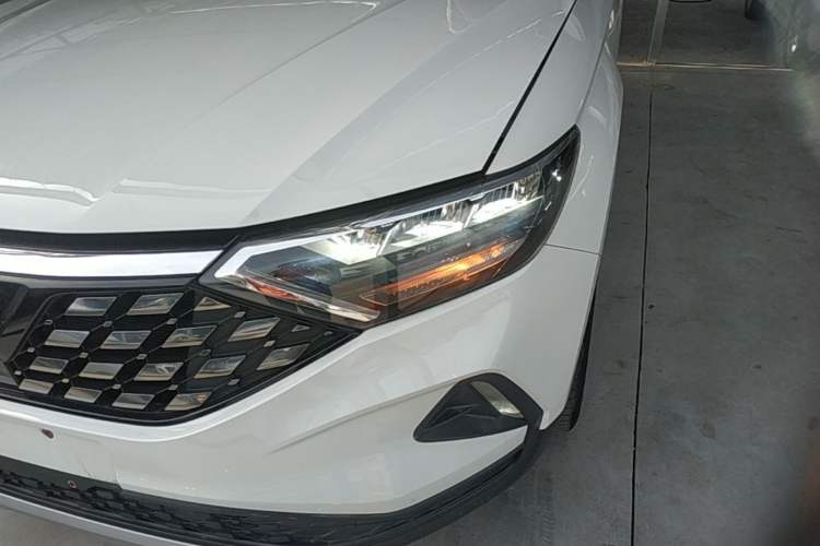 Used Jetta VS5 2019 280TSI Automatic Trend Model Left Front Headlight
