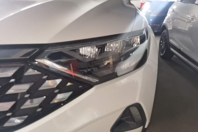 Used Jetta VS5 2019 280TSI Automatic Trend Model Left Front Headlight