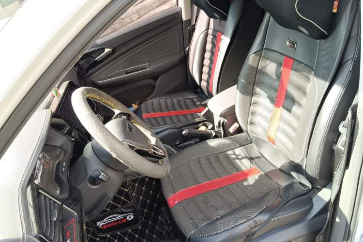 Used Jetta VS5 2019 280TSI Automatic Glory Edition Left Front Seat
