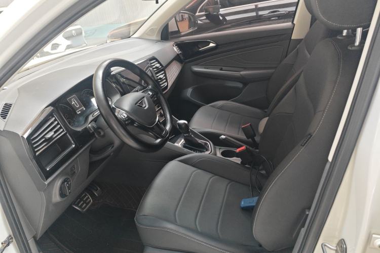 Used Jetta VS5 2019 280TSI Automatic Glory Edition Left Front Seat