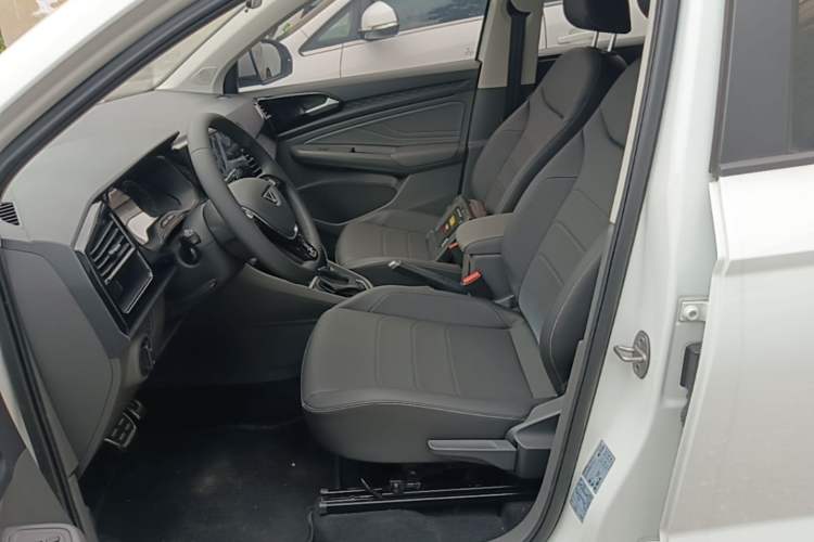 Used Jetta VS5 2019 280TSI Automatic Enjoyment Model Left Front Seat