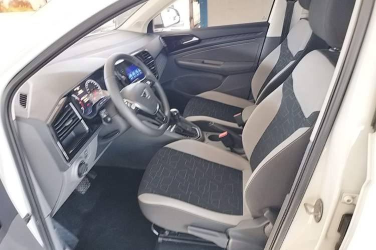 Used Jetta VS5 2019 280TSI Automatic Trend Model Left Front Seat