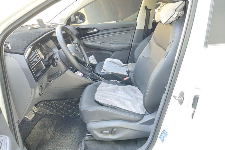 Used Jetta VS5 2019 280TSI Automatic Glory Edition Left Front Seat