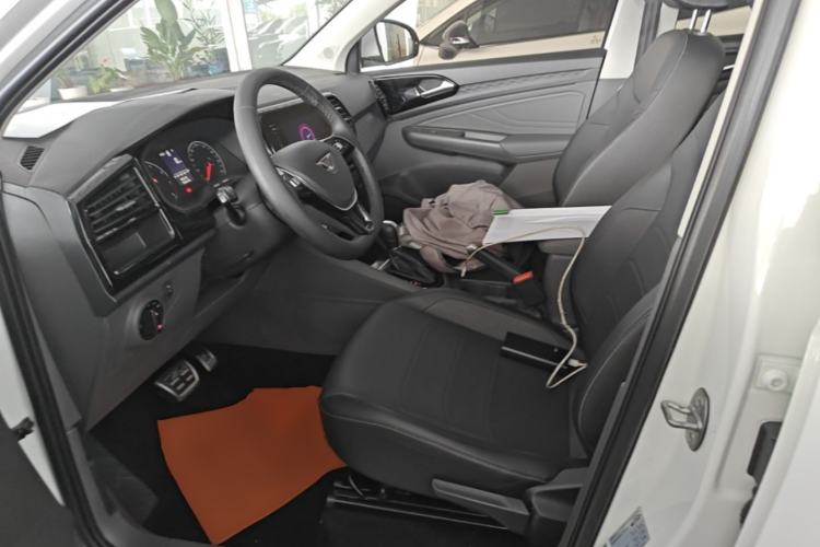 Used Jetta VS5 2019 280TSI Automatic Enjoyment Model Left Front Seat