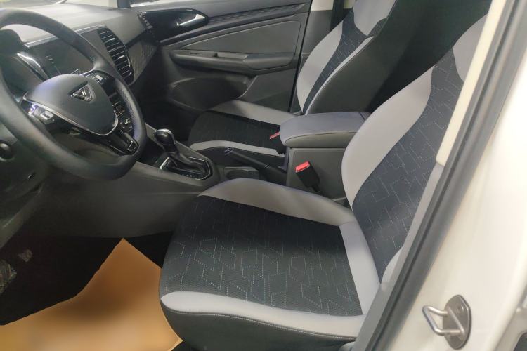 Used Jetta VS5 2019 280TSI Automatic Trend Model Left Front Seat