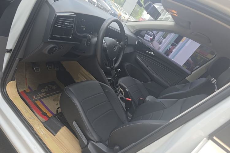 Used Jetta VS5 2019 280TSI Manual Enjoyment Model Left Front Seat
