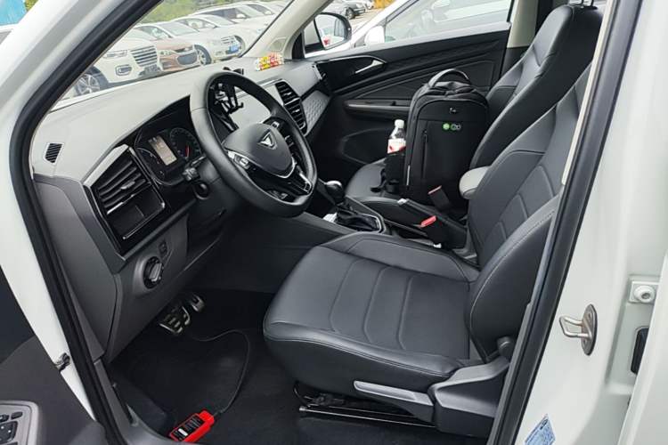 Used Jetta VS5 2019 280TSI Automatic Enjoyment Model Left Front Seat