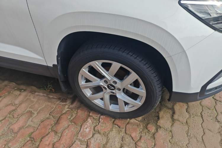 Used Jetta VS5 2019 280TSI Manual Enjoyment Model Left Front Wheel Hub